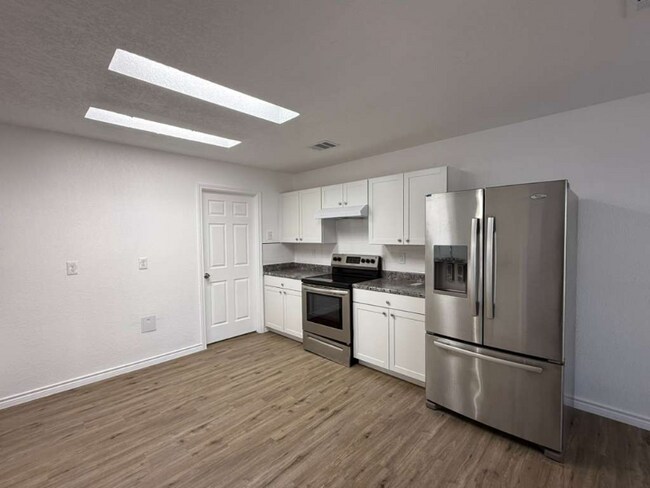 Photo - 6627 Diamond Pass