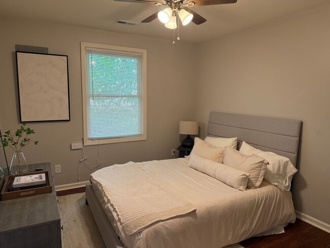 Photo - cozy one bedroom