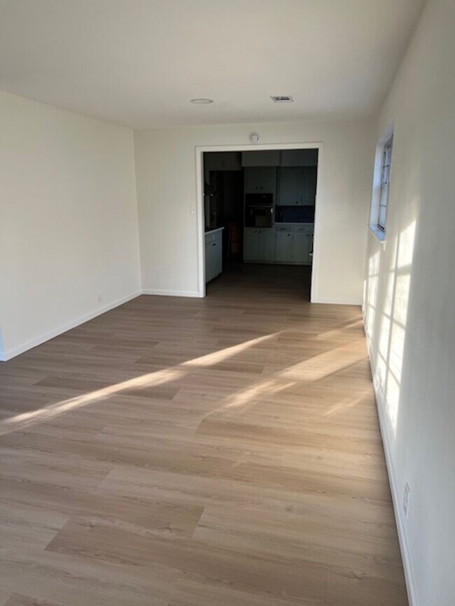 1705 Campbell-House
