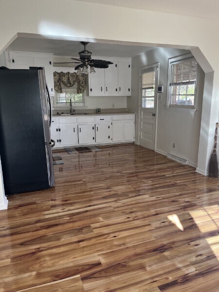 Photo - 2204 Dallas St