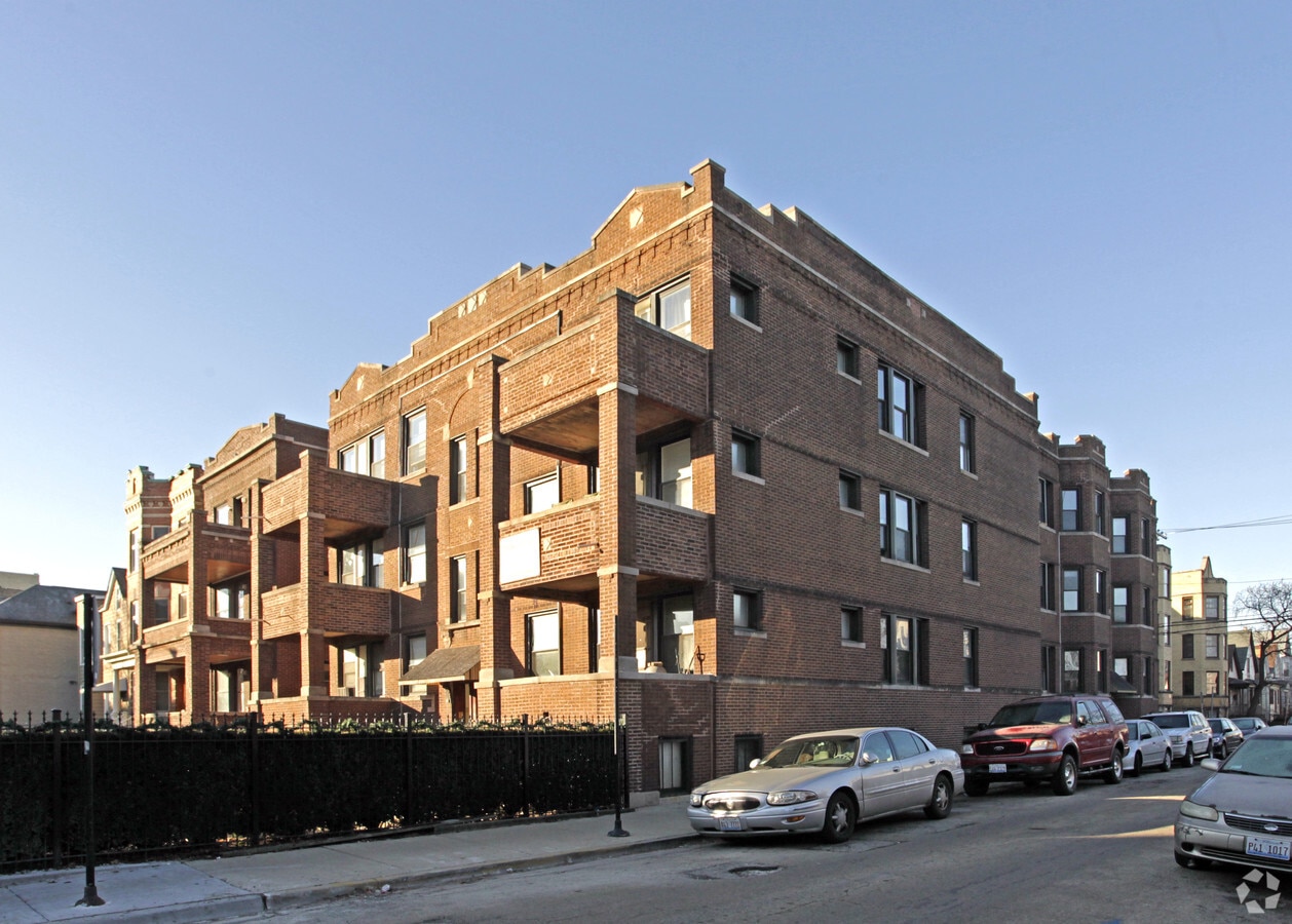 Photo - 2626-2628 N Kimball Ave Apartments
