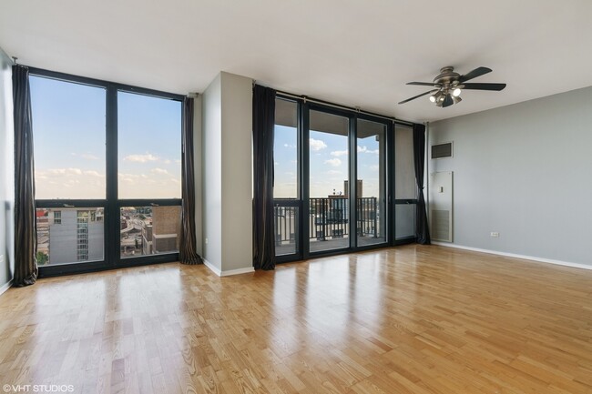 Photo - 210 S Desplaines St Unit 1806