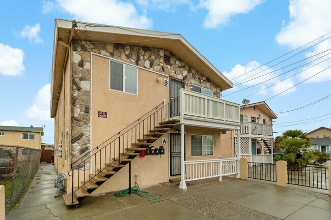 Photo - 1865 15th St