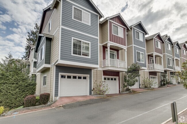 Building Photo - Luxury Mountlake Terrace Townhome with Garage