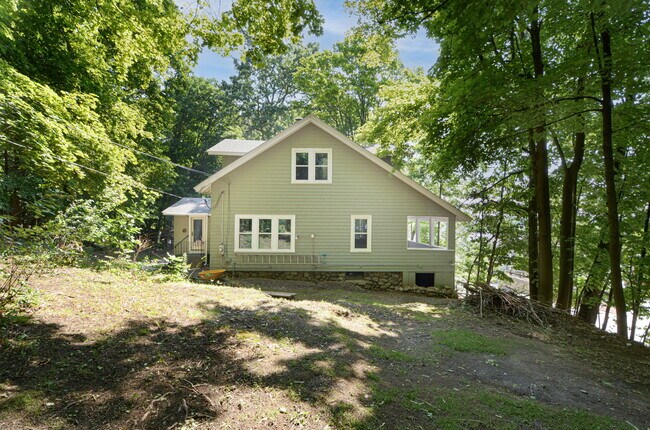 Photo - 267 Belmont St