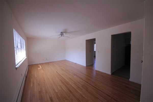 Building Photo - 10 McKinley Ave Unit #4 Rental