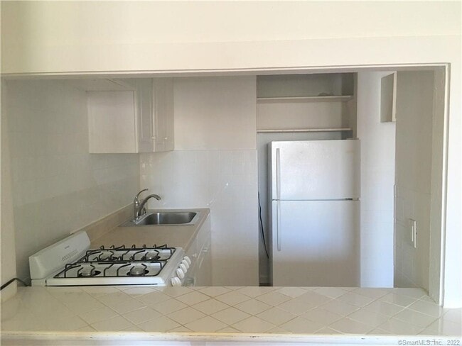 Photo - 524 Whitney Ave Unit 3A