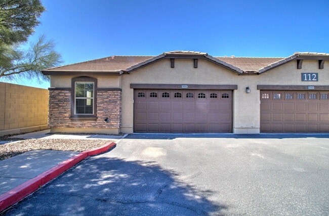 Building Photo - 2725 E Mine Creek Rd