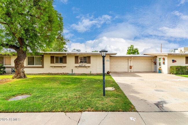 Building Photo - 10641 W Oakmont Dr Rental