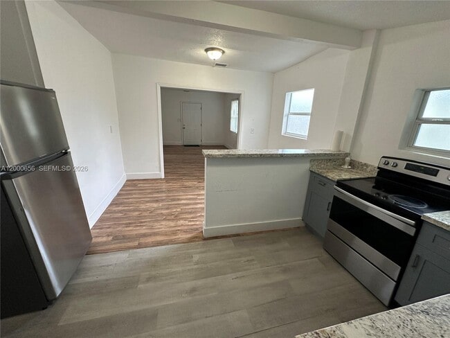 Photo - 5646 NW 3rd Ave