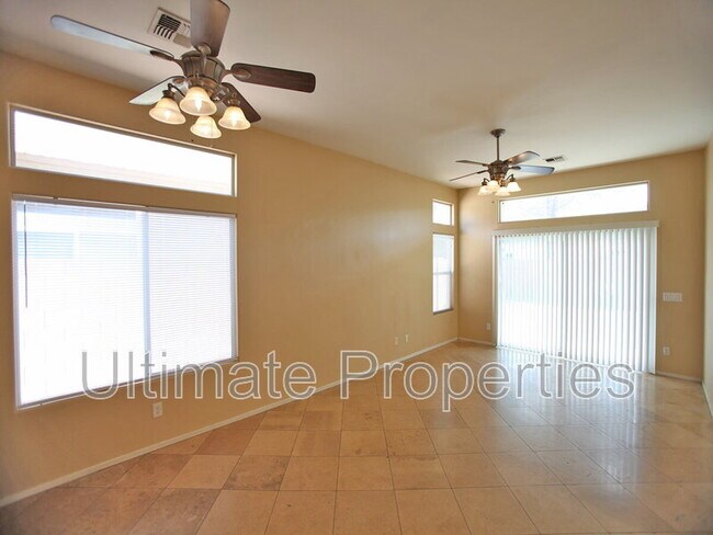 Photo - 17643 N 17th St