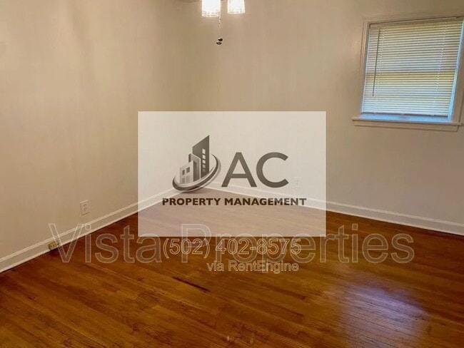 Photo - 3655 Kahlert Ave