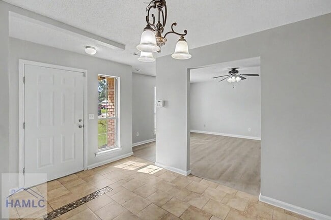 Photo - 1651 Latham Ct