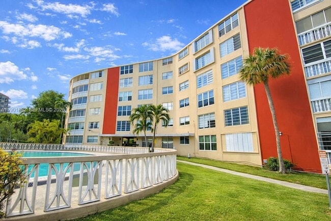 Building Photo - 1475 NE 125th Terrace Unit 307BI