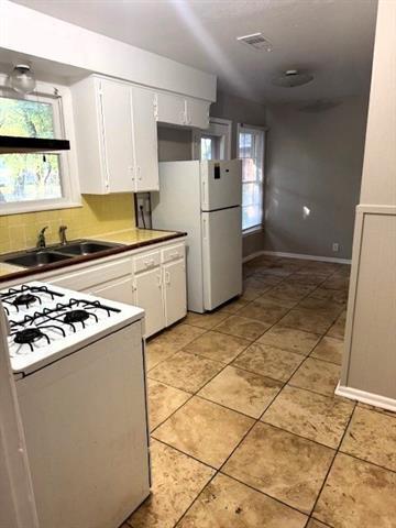 Photo - 6414 Onyx Dr N