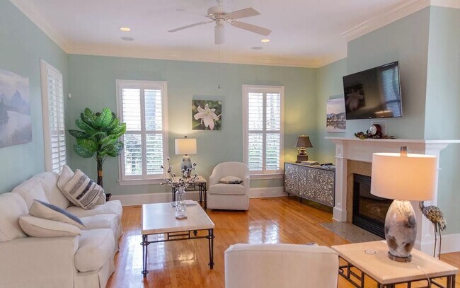 Photo - 4 Bedroom 4 Bath Furnished House in I'On -...