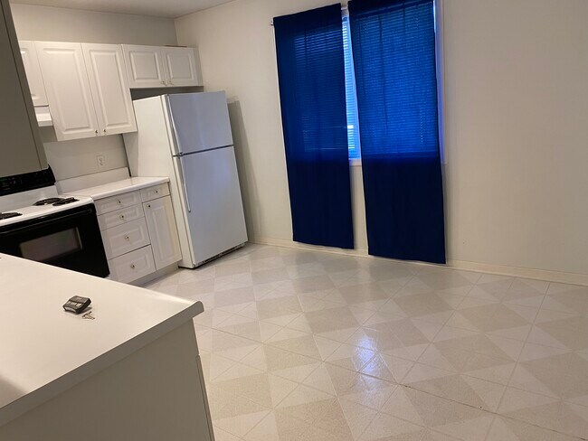 Photo - 209 B Ave E Unit 1