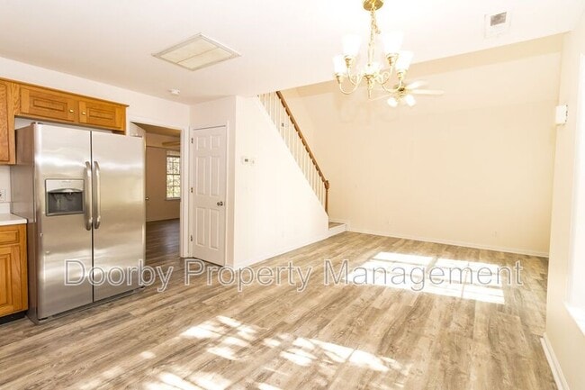 Photo - 1004 Roselawn Dr