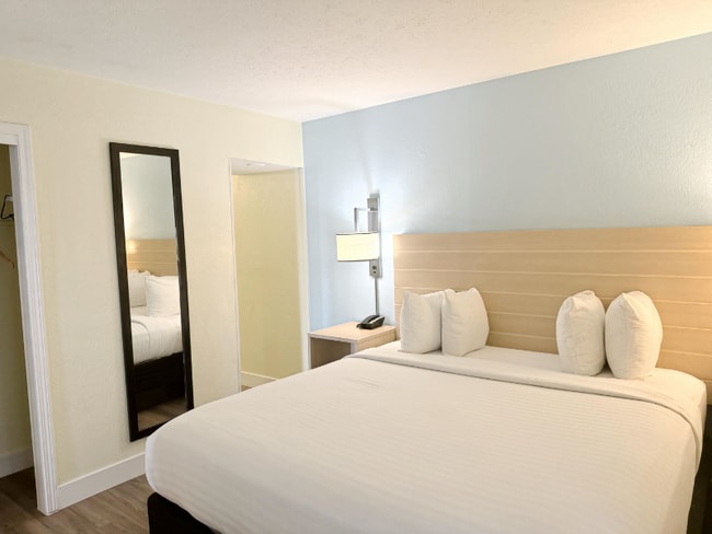 Photo - 11689 Chester Rd Unit 1812