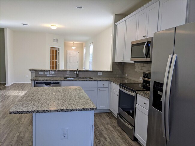 Photo - 416 Ibis Falls Loop