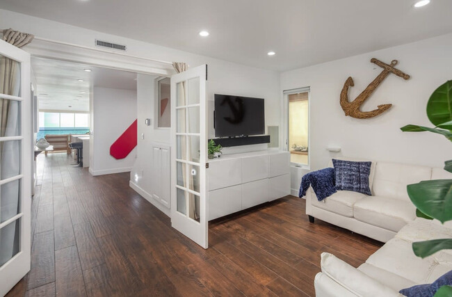 Photo - 1062 Neptune Ave Apartment Unit ID1048652P