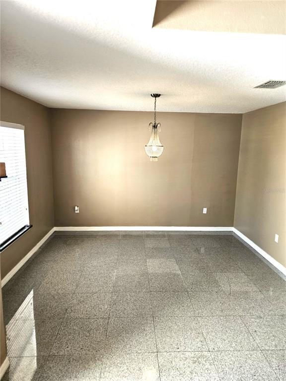 Photo - 551 Stonewall Ave