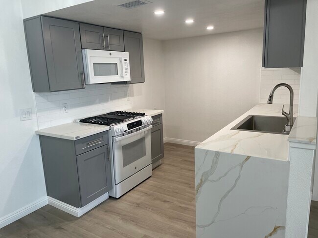 unit 16 kitchen