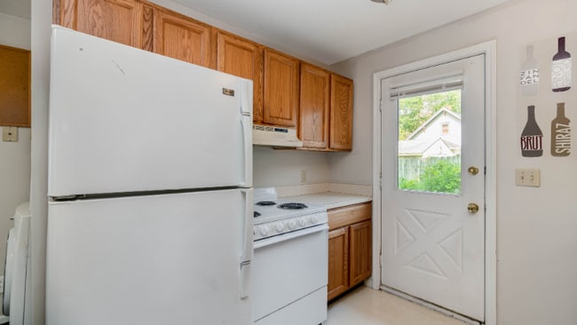 Photo - 204 Cherry St