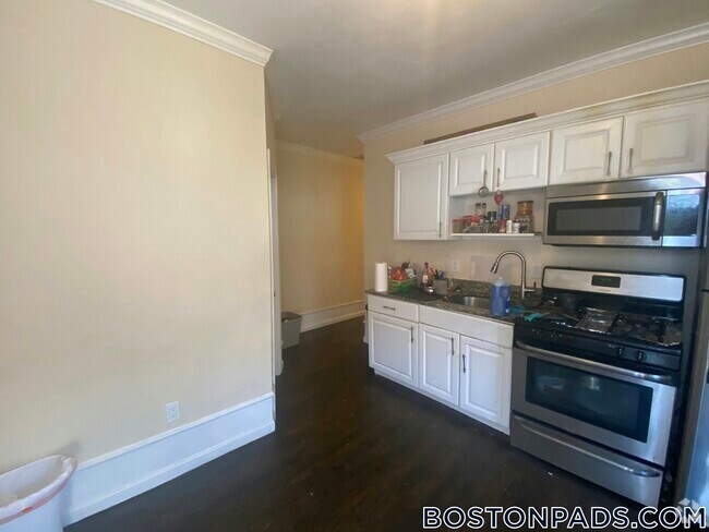 Building Photo - 712 Shawmut Ave Rental