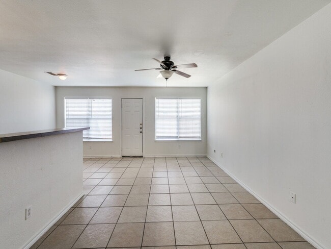 Photo - 4516 Alamosa St