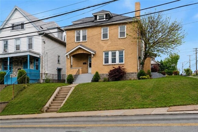 Photo - 2651 Pioneer Ave