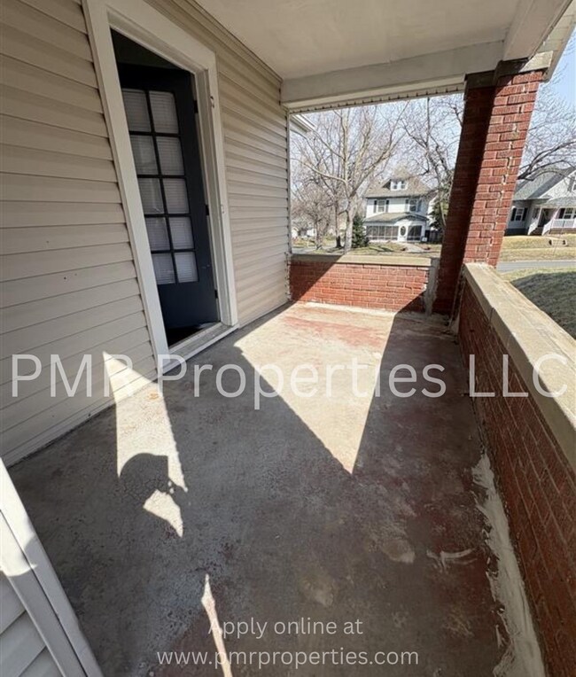 Photo - 3 Bedrooms/ 2 Bathrooms House