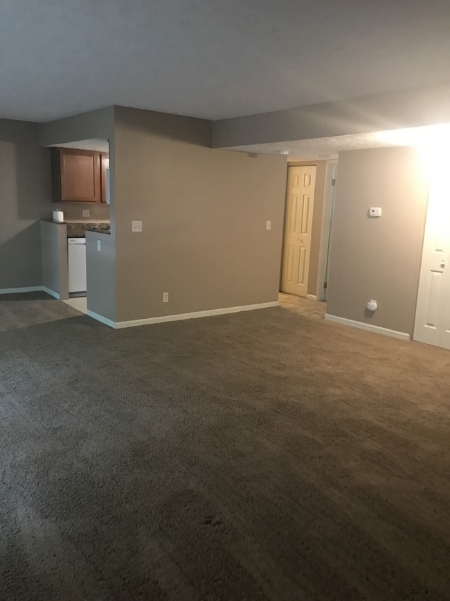 754 ft² sala de estar - Parkwild Apartments