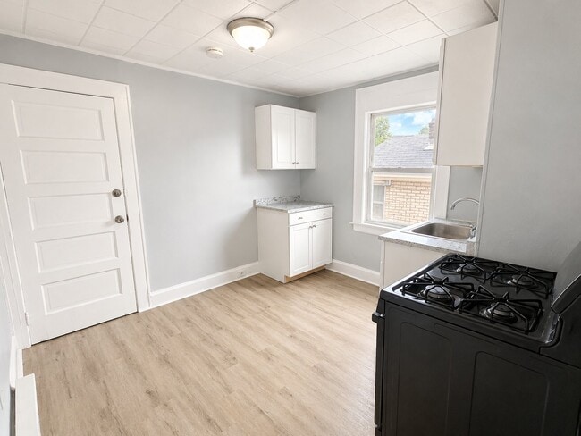 Photo - 9 Kenmore Ave Unit 3