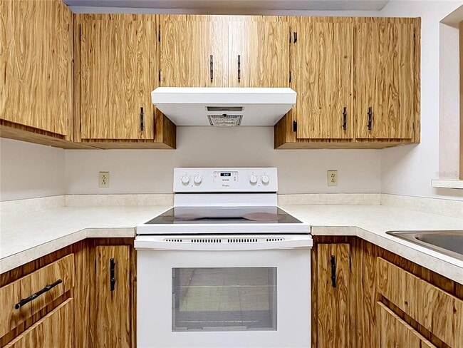 Photo - 2113 NE 38th St