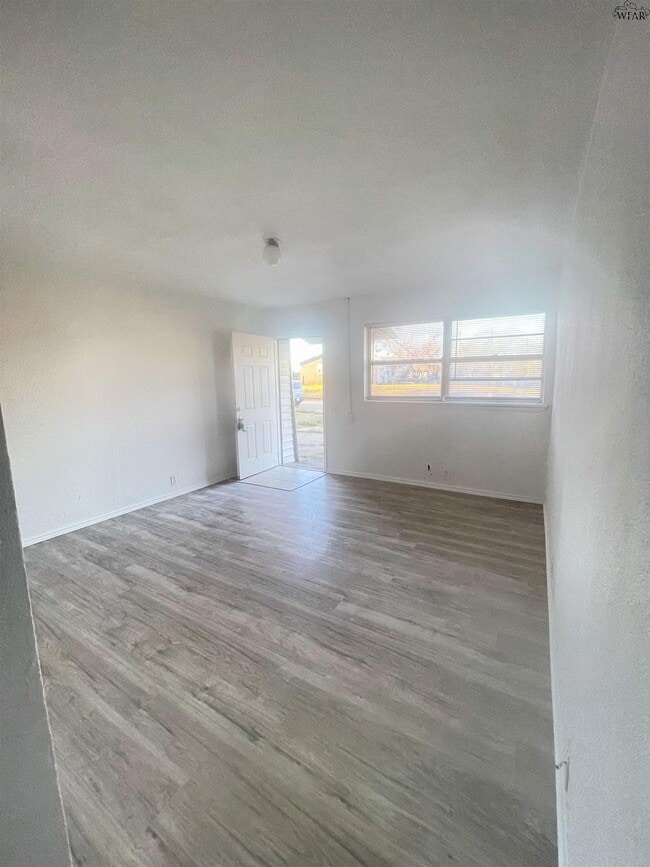 Photo - 1807 Westcliff Dr