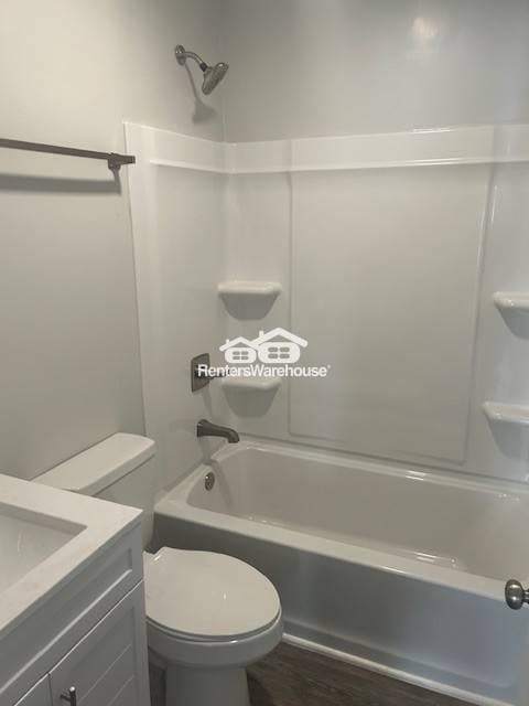 Photo - 1601 Center St S