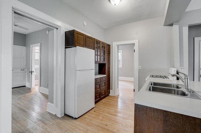 Photo - Historic Charm Meets Modern Living in the Heart of Lowry Hill Unit 1