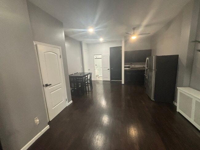 Building Photo - 448 Hancock St Unit 1st fl Rental