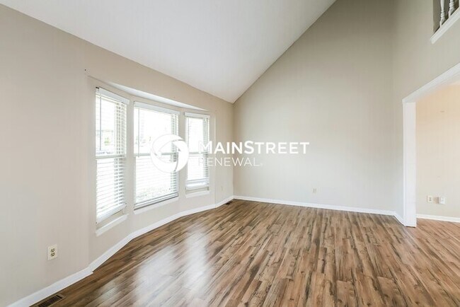 Photo - 4 Bedroom Pet-Friendly Home in Kansas City...