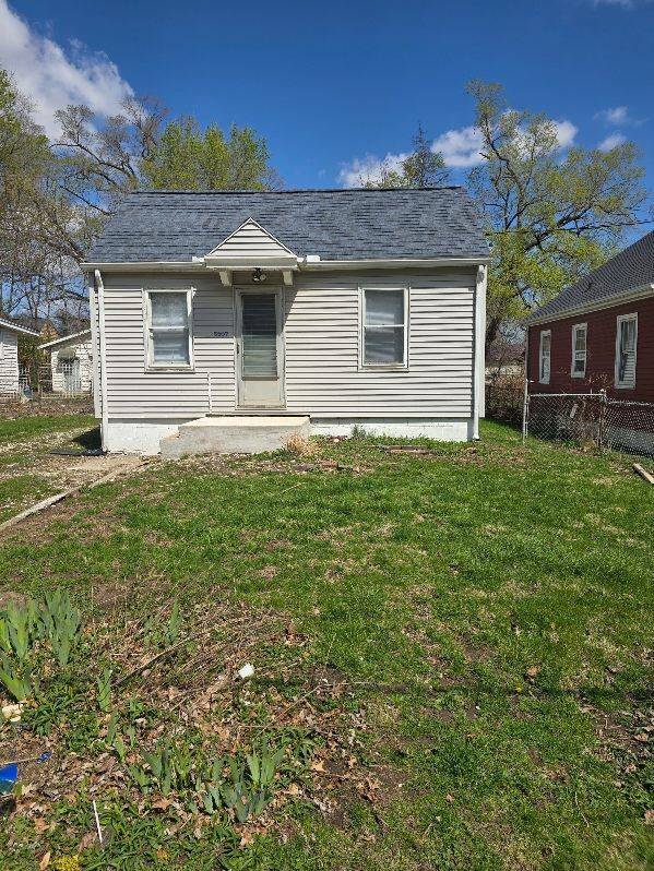 Building Photo - 3207 W Latrobe St Rental