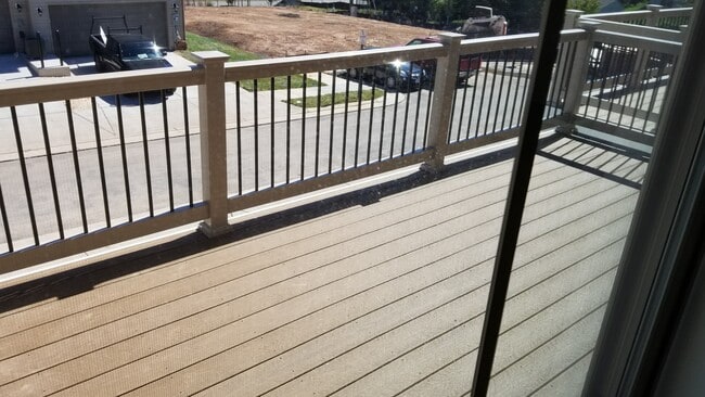 Photo - 43425 Robey Sq