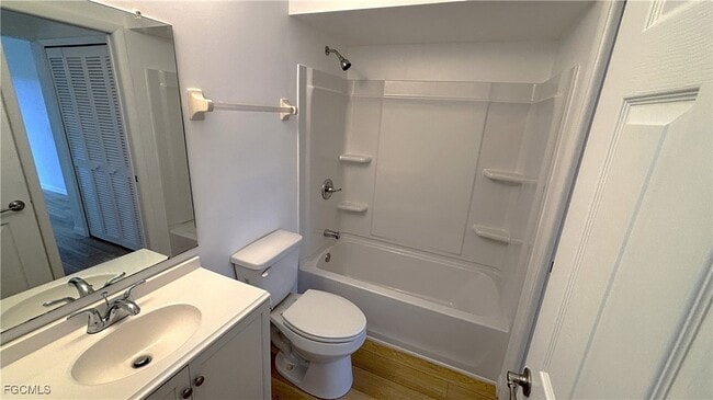 Building Photo - 804 Mohawk Pkwy Unit 103 Rental