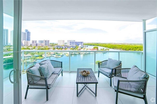 Building Photo - 400 Sunny Isles Blvd Unit 1408 Rental