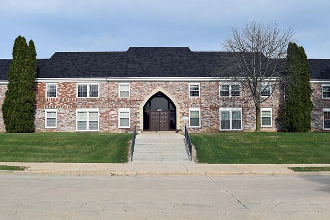 Photo - 2076 Chateau Ct