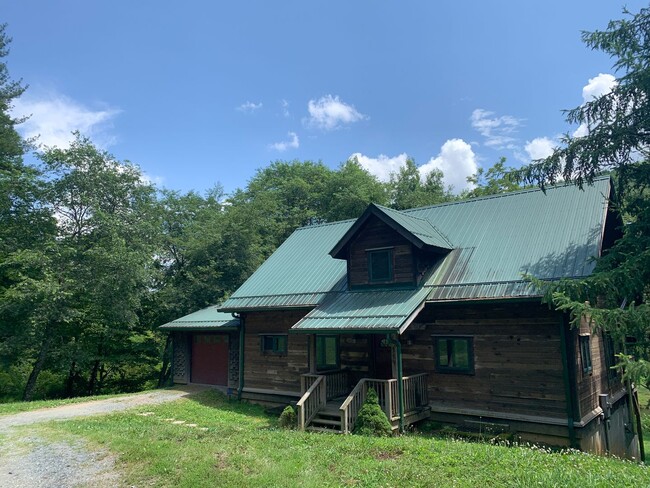 Photo - 504 Stuart Williams Rd