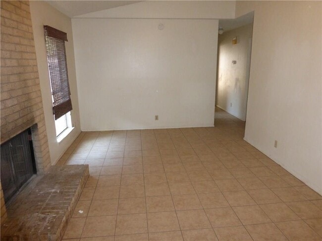 Photo - 7208 Lilac Ln