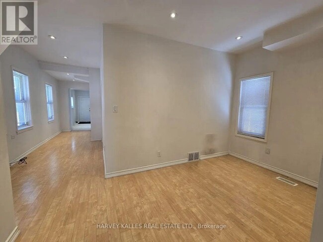 Photo - 19 Rogers Rd