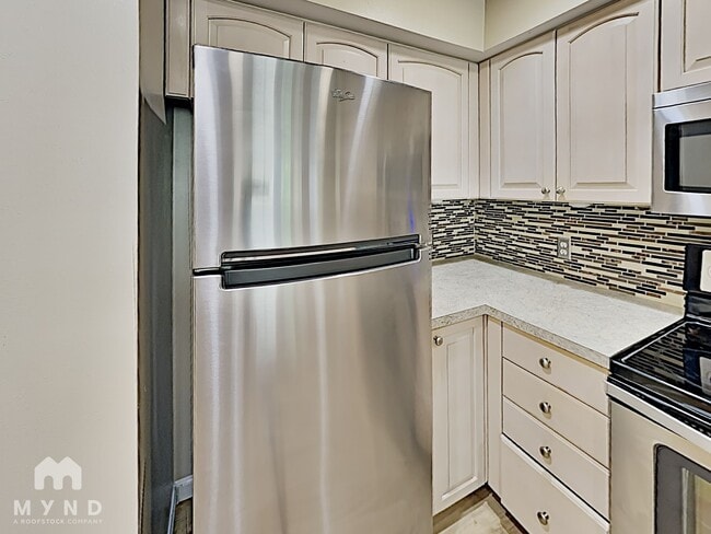 Photo - 2530 15th Ave W Unit 501