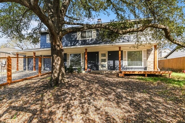 Photo - 7105 Meadowood Dr